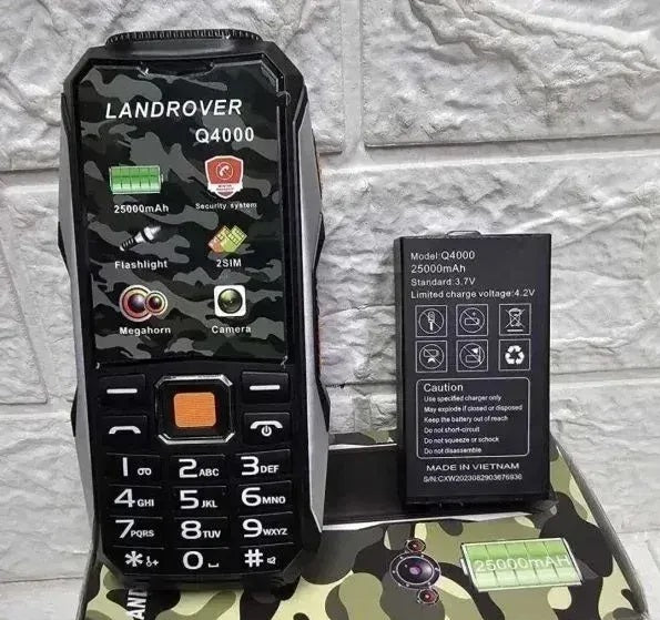 LAND ROVER Q4000 – MOĆAN TELEFON SA POWER BANK FUNKCIJOM!