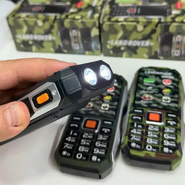 LAND ROVER Q4000 – MOĆAN TELEFON SA POWER BANK FUNKCIJOM!